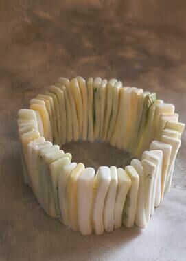 Vintage Mother Of Pearl Bracelet Abalone Cream Pastel Big Chunky Boho Stretch